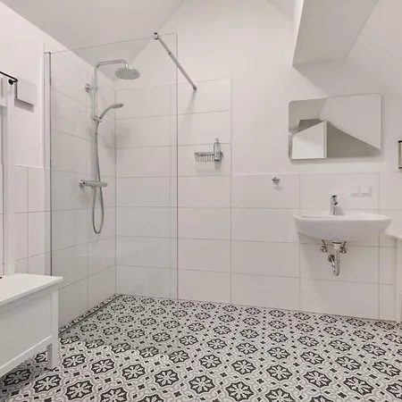 Penthouse N8 Apartment